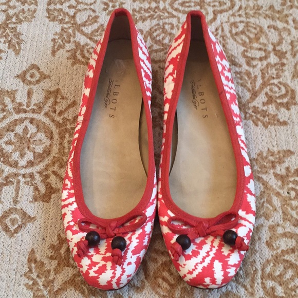 Talbots flats 6 1/2 with bow - Picture 1 of 7